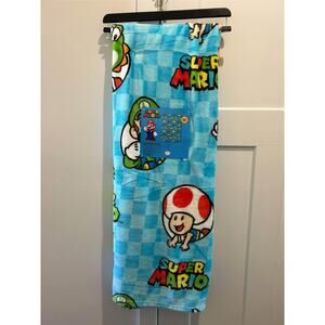 Super Mario Oversized Throw / Blanket - BRAND NEW